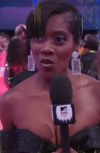 The Mic Drop Moment: Celebrity Award Show Speeches That Went Off-Script — and Changed Everything